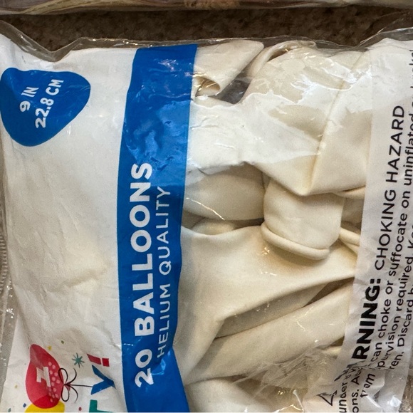 Lot of unopened party and baby shower balloons, steamers, Balloon 🎈 garland tape - Picture 3 of 8